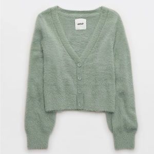 Aerie Fuzzy Cropped Cardigan in Sprout Green